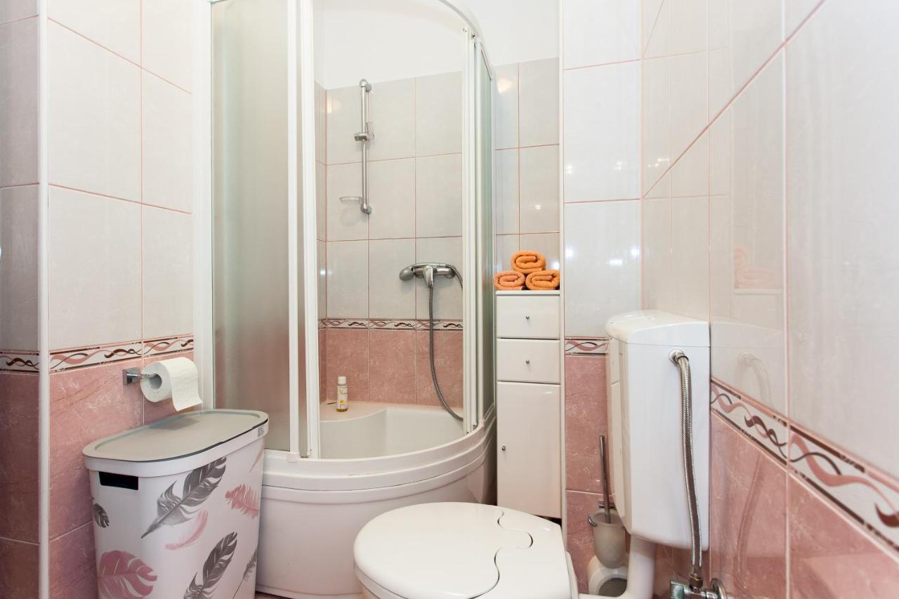 Abbadessa Apartment Kastela Luaran gambar