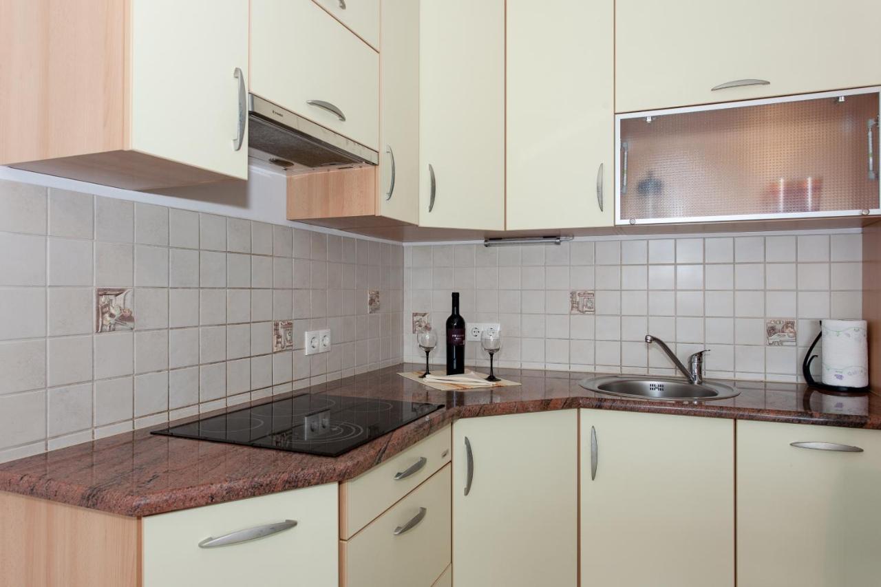 Abbadessa Apartment Kastela Luaran gambar