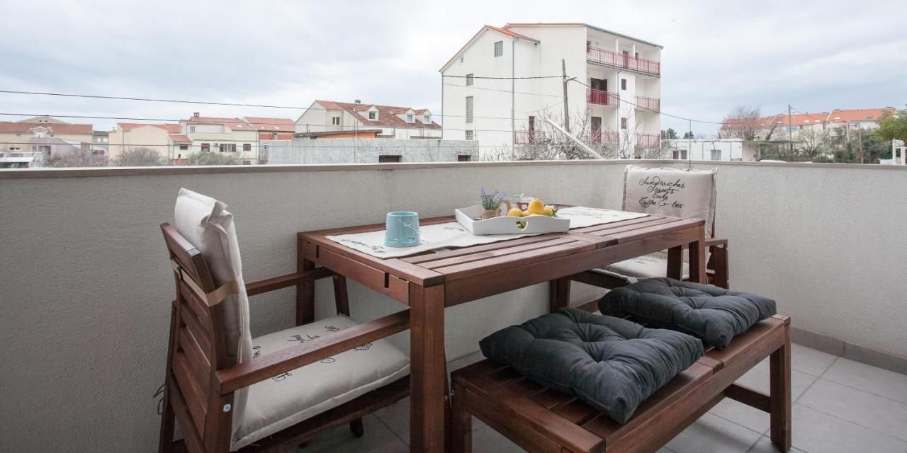 Abbadessa Apartment Kastela Luaran gambar