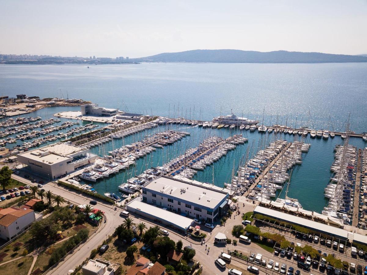 Abbadessa Apartment Kastela Luaran gambar